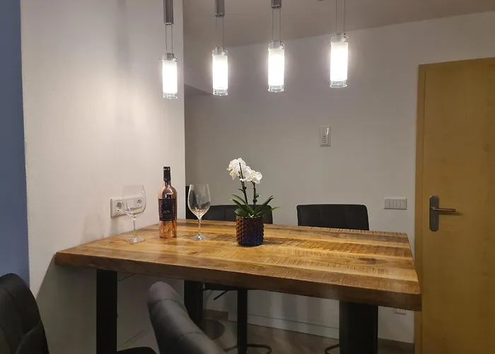 Tannert, 3-raum Mit Eigener Sauna Зебниц