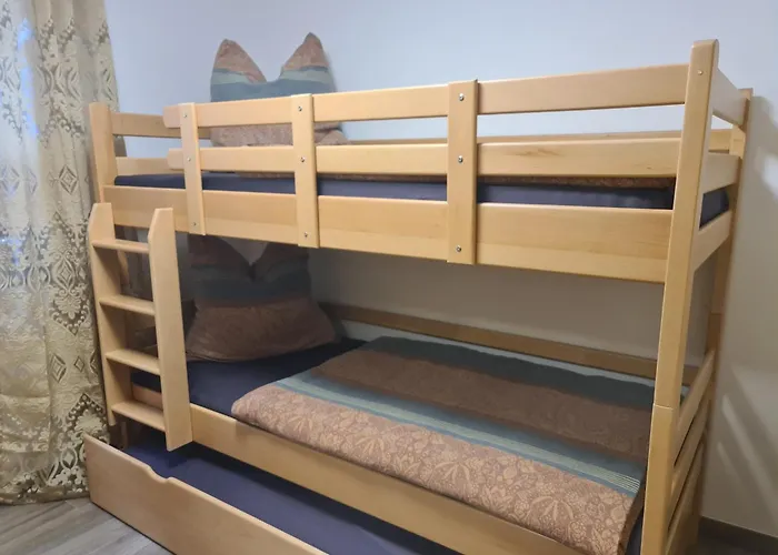 Tannert, 3-raum Mit Eigener Sauna Зебниц