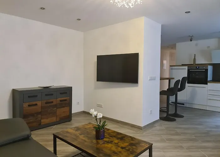 Tannert, 3-raum Mit Eigener Sauna Апартаменты Зебниц